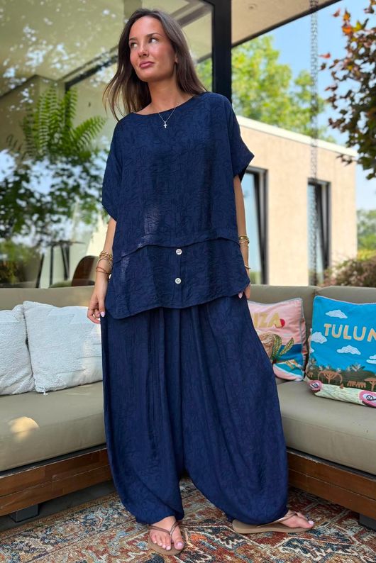 Tasha Damask Cap Sleeve Button Top Navy